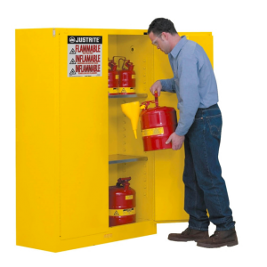 Armoire de sécurité Justrite® pour produits inflammables 170L